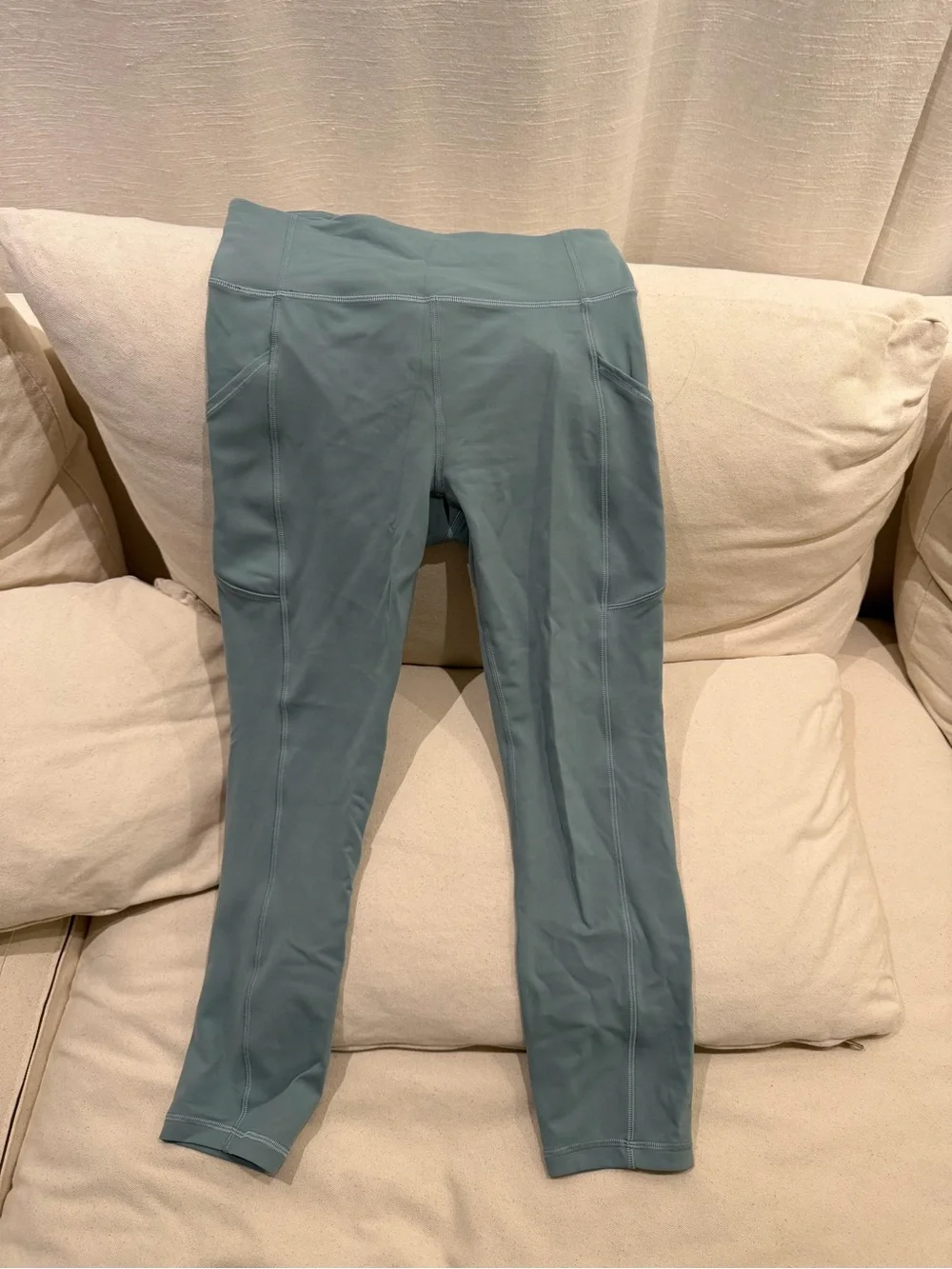 Lululemon Teal Crop 23” Leggings (Women’s 6)
